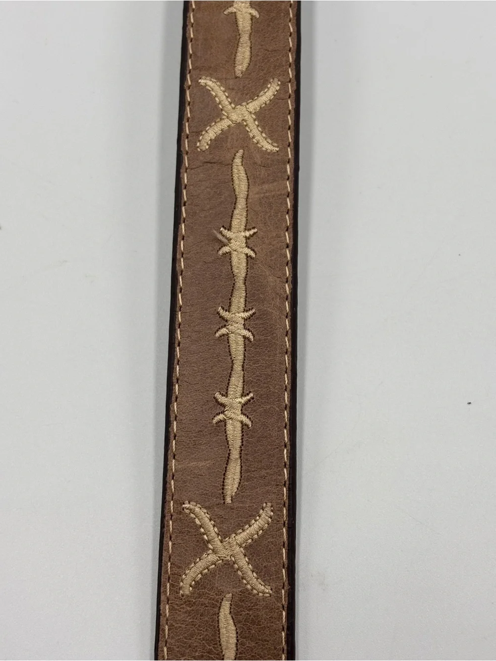 XRBK Twisted X Youth 22 Barbed Wire Stitched Distressed Leather Belt 30” Brown